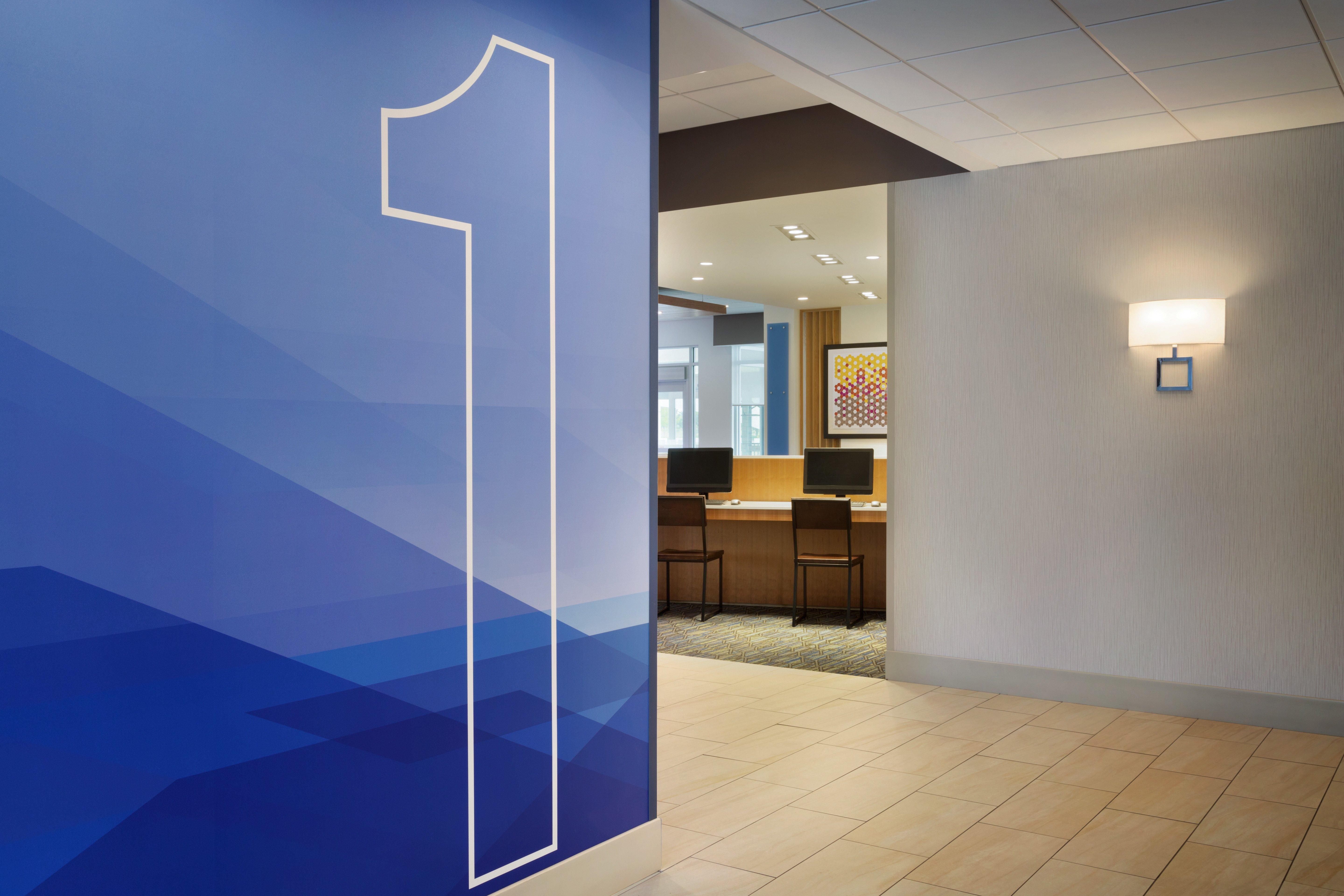 Holiday Inn Express - Indiana By Ihg Экстерьер фото